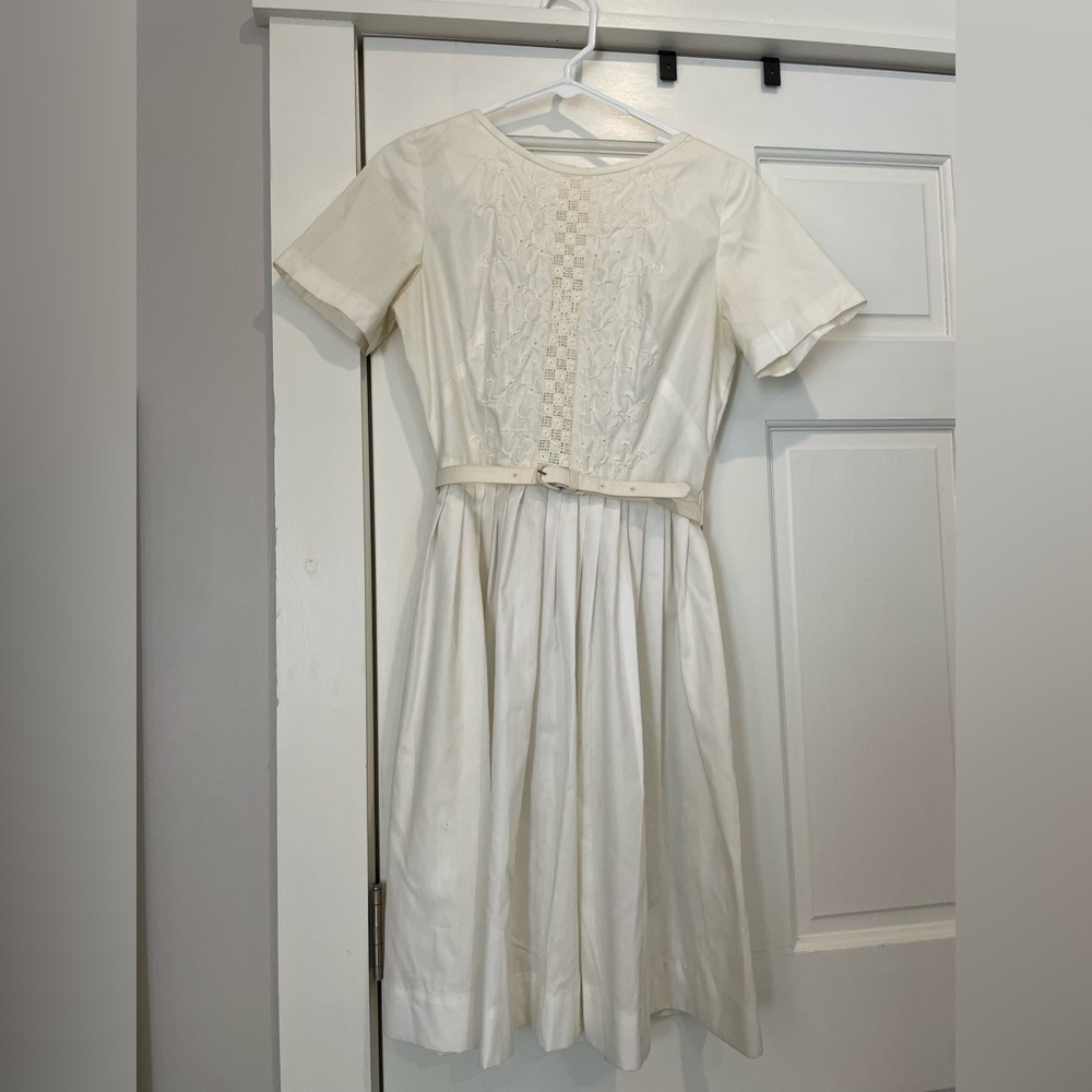 Vintage White Cream Capped Sleeves A Line Dress with Bodice Details and Belt